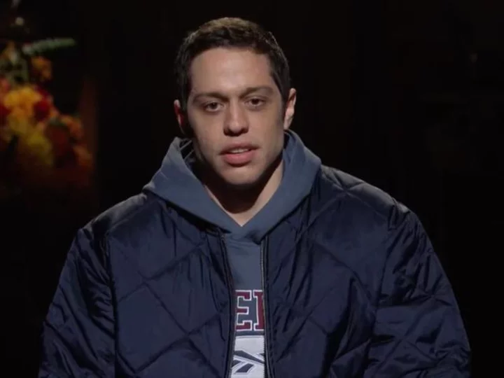 Pete Davidson in poignant 'SNL' opening: 'My heart is with everyone whose lives have been destroyed this week'