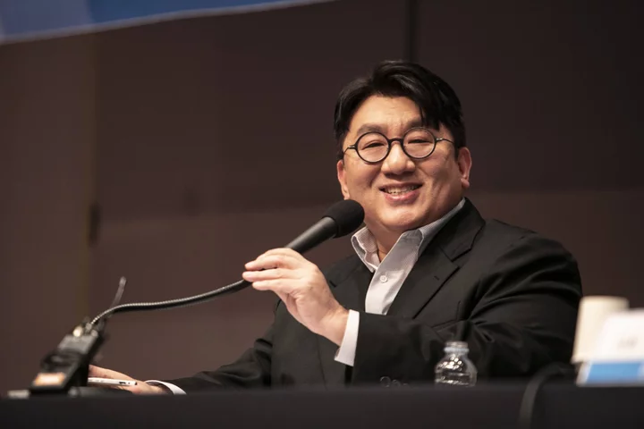 K-pop Giant Hybe to Raise About $380 Million for US Deals