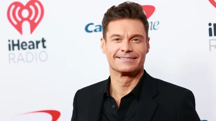 Ryan Seacrest to replace Pat Sajak on Wheel of Fortune