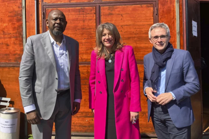 Renowned actor Forest Whitaker sets up his Peace and Development Initiative in poor Paris suburb