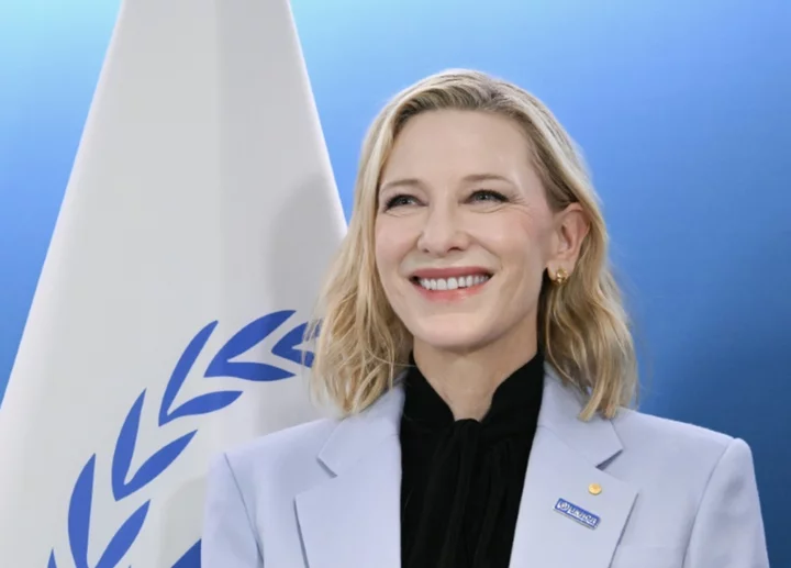 Cate Blanchett urges stand against 'dangerous myths' on migrants