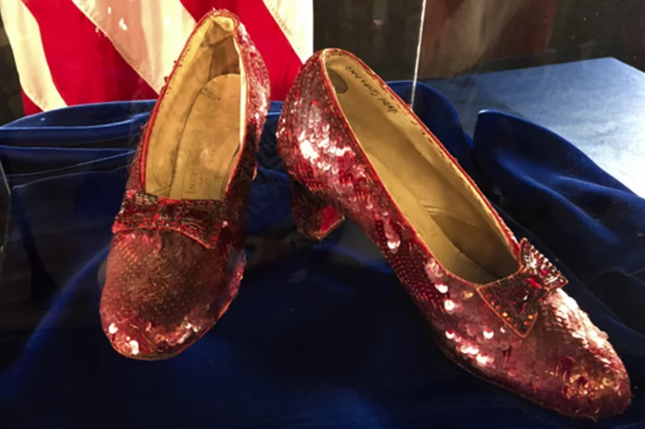 Man expected to plead guilty to stealing 'Wizard of Oz' ruby slippers from Minnesota museum