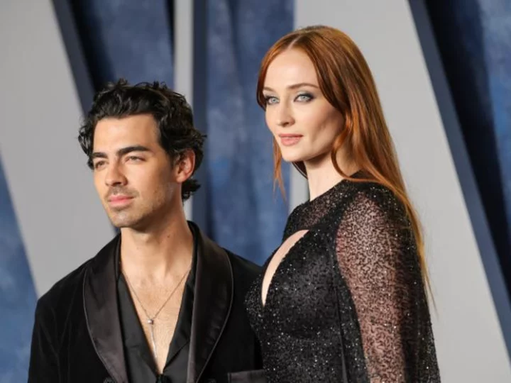 Joe Jonas and Sophie Turner say they made a 'united decision' to divorce