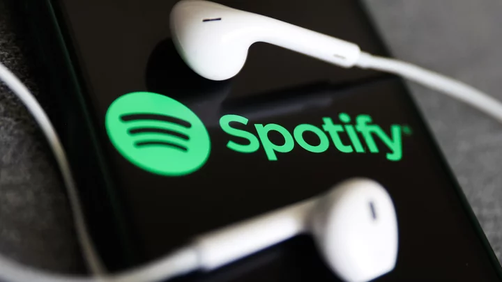 How to Make a Spotify Playlist for Your Next Party or Road Trip