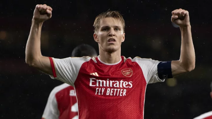 Martin Odegaard signs new Arsenal contract