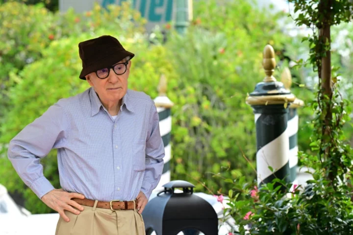 Woody Allen and Elvis's wife come to Venice
