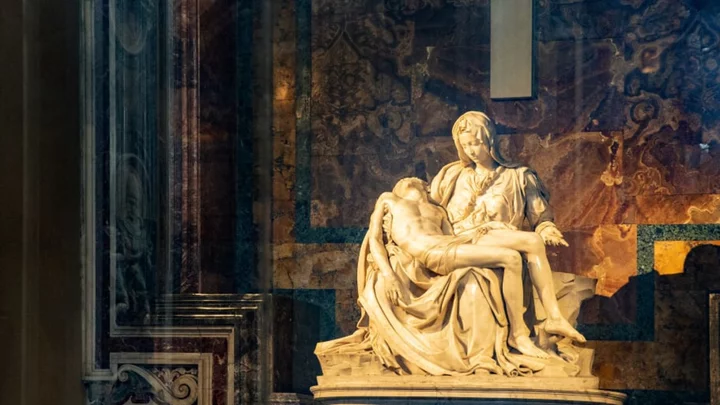 15 Things You Should Know About Michelangelo’s ‘Pietà’