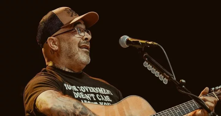 'Absolutely disgusting': 'Washed-up' Aaron Lewis slammed for 'vile' Trump 24 gimmick with coyotes