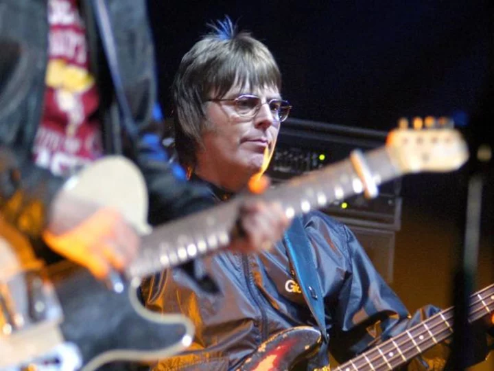 Andy Rourke, former bassist with The Smiths, dead at 59