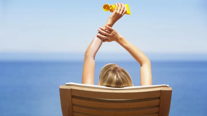 6 Areas You’re Probably Forgetting When You Use Sunscreen