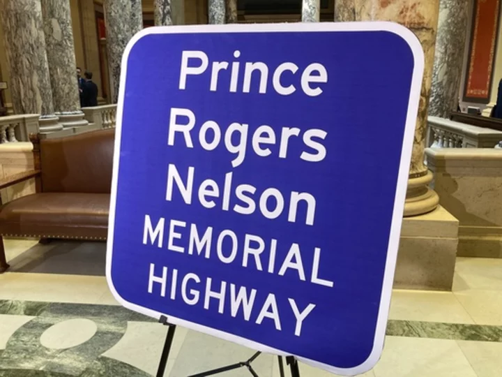 Minnesota governor to sign bill dedicating highway to Prince
