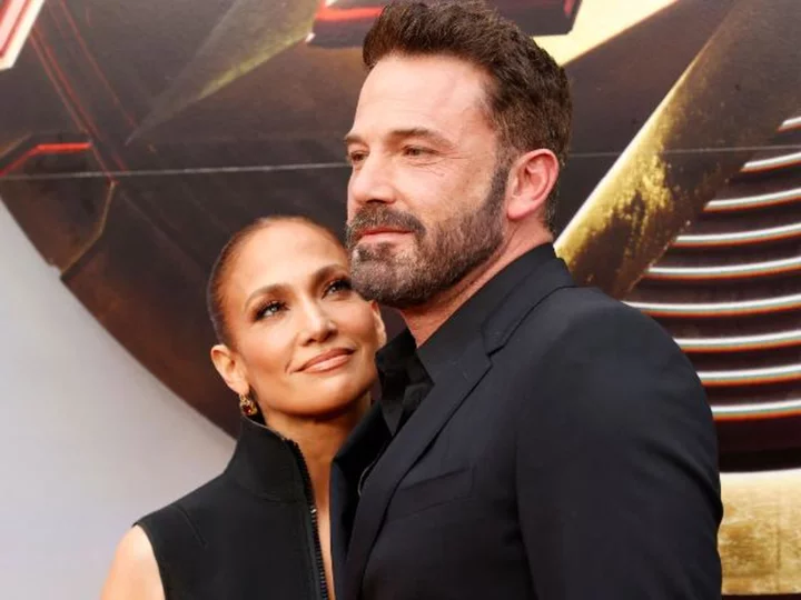 Jennifer Lopez celebrates wedding anniversary with Ben Affleck