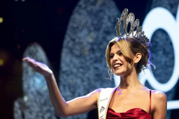 Trans woman's uphill journey to Miss Netherlands crown