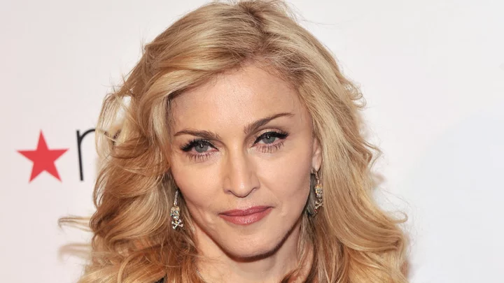 Madonna hospitalized in the ICU with 'serious bacterial infection'