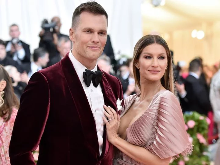 Tom Brady honors exes Gisele Bündchen and Bridget Moynahan on Mother's Day