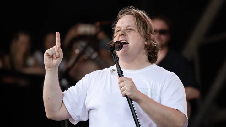Lewis Capaldi taking break from touring amid journey with tourette syndrome