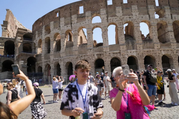 American who filmed tourist carving name in Colosseum 'dumbfounded' as hunt for culprit intensifies