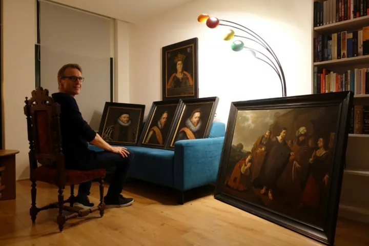 Dutch art sleuth recovers six historic paintings