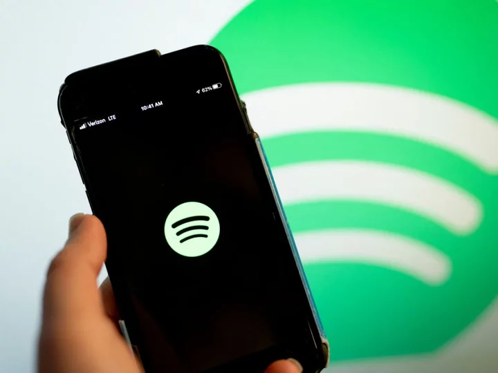 Spotify premium subscribers in UK to now pay £1 extra per month