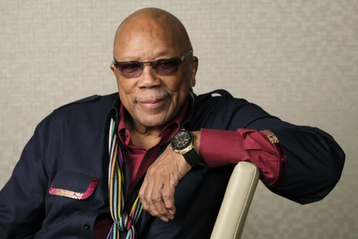 Quincy Jones is State Department's first Peace Through Music Award as part of new diplomacy push
