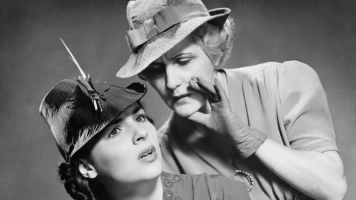 16 Old-Timey Insults For Modern Conversations