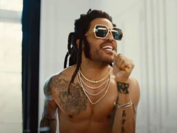 Lenny Kravitz flaunts his manliness in almost uncomfortably sexy new music video