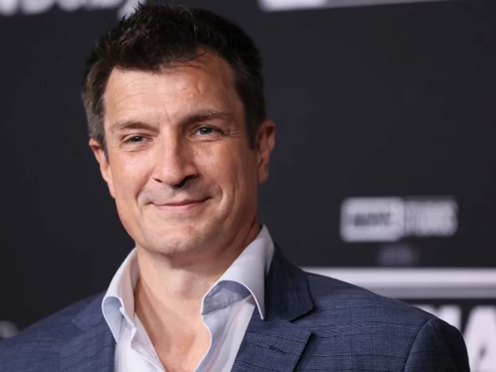 Ryan Reynolds once played 'Green Lantern' and it was weird, now Nathan Fillion is giving it a shot