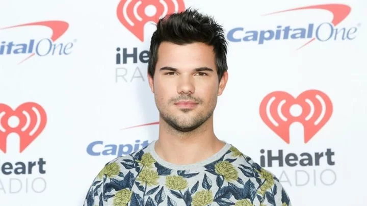 Taylor Lautner is 'praying' for John Mayer as Taylor Swift prepares new album