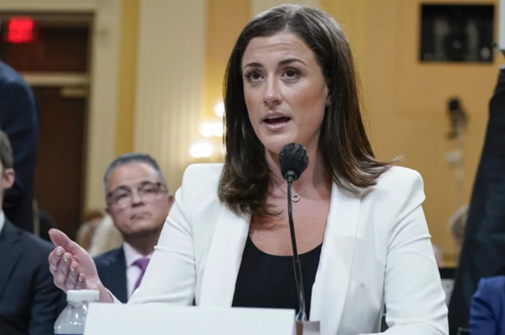 Cassidy Hutchinson's new book says Mark Meadows' suits smelled 'like a bonfire' from burning papers