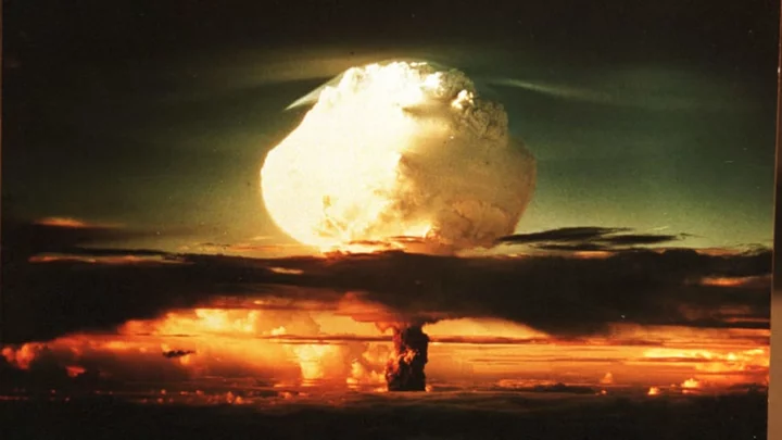 9 Explosive Facts About the Manhattan Project
