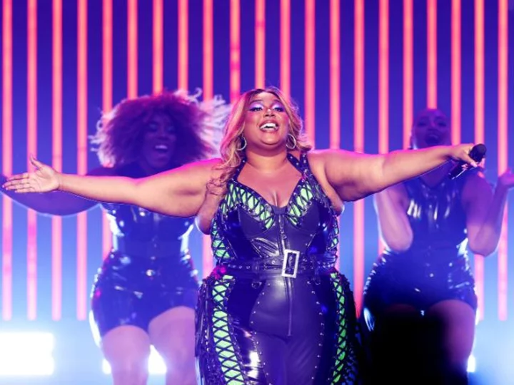 Lizzo continues her crusade against negativity by helping a young fan at Sydney concert