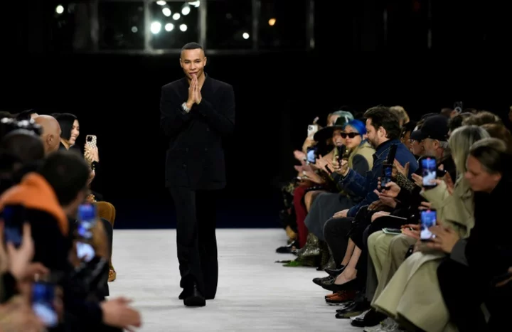 Paris Fashion Week starts after Balmain robbery
