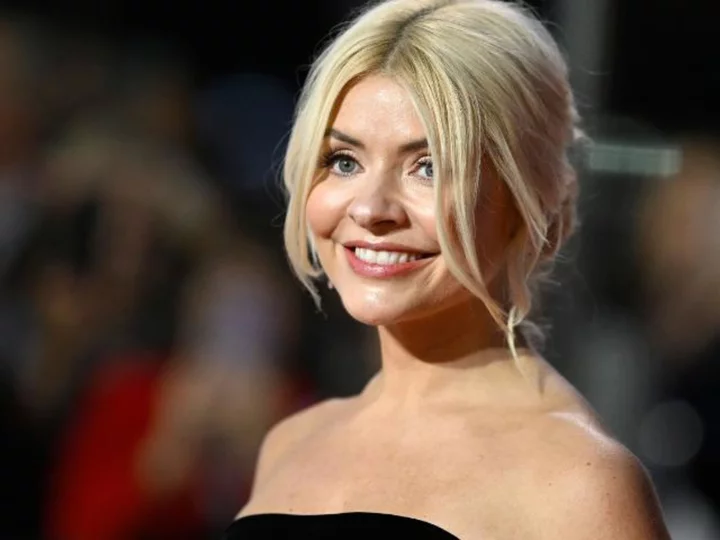 Holly Willoughby leaves 'This Morning' after reportedly being targeted in alleged kidnap and murder plot