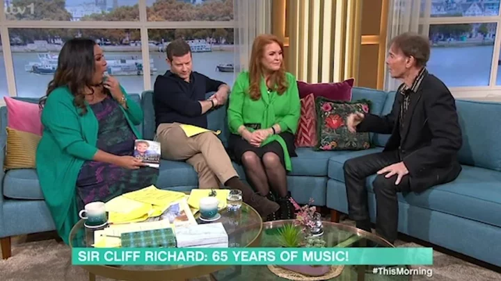 Cliff Richard has a picture with him and Elvis in his house amid fat shaming scandal