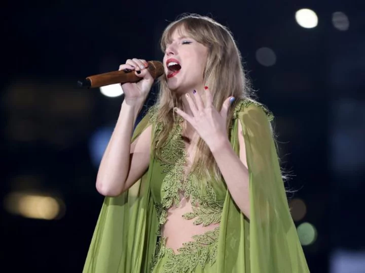 Taylor Swift draws record-breaking crowd in Pittsburgh during Eras Tour concert