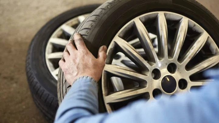 Hubcaps vs. Rims: What’s the Difference?