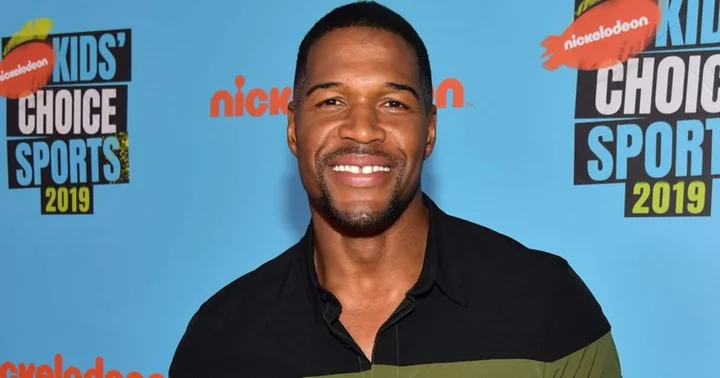 'GMA' host Michael Strahan flaunts toned abs in slime-covered shirtless photo