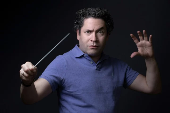 Star conductor Dudamel resigns from Paris Opera