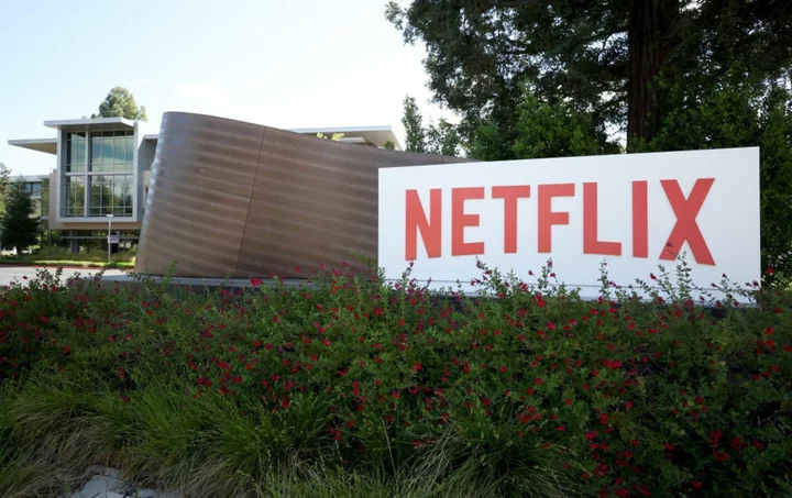 Netflix is hiring an AI manager for up to $900K amid ongoing strikes