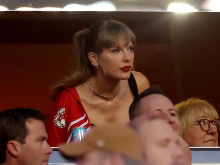 Taylor Swift is back 'on the bleachers' for Travis Kelce at the Kansas City Chiefs game
