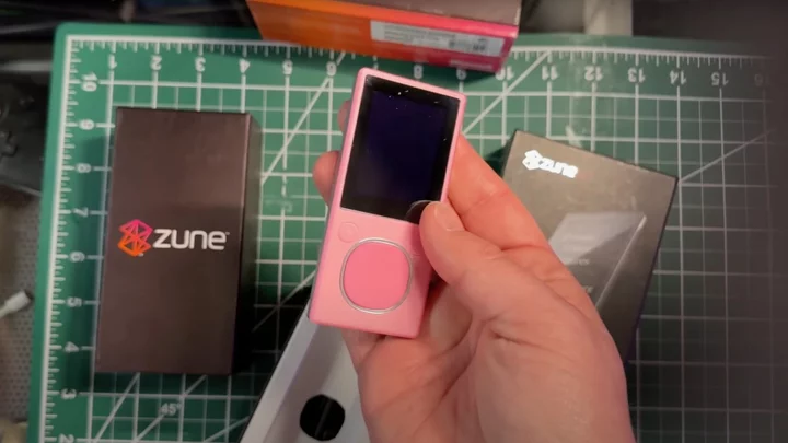Microsoft's Zune Returns From the Dead (as a Movie Giveaway)