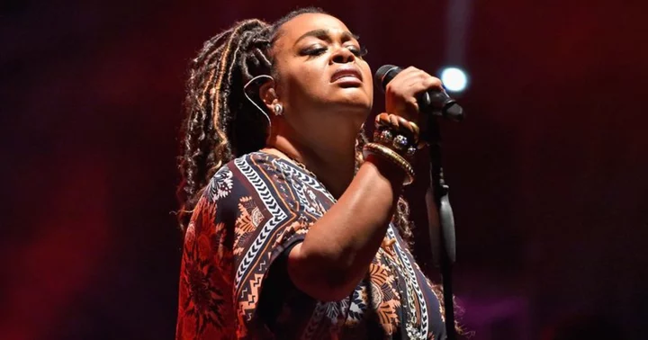 Jill Scott slammed for changing words of national anthem at Essence Festival