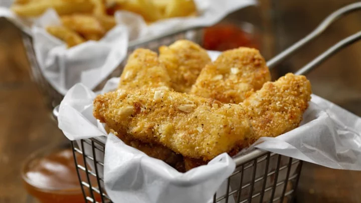 Chicken Tenders vs. Chicken Fingers: What's the Difference?