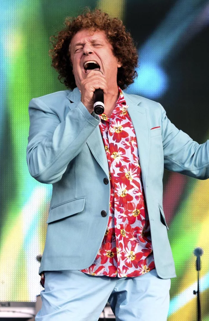 Leo Sayer cancels UK shows after becoming 'very ill'