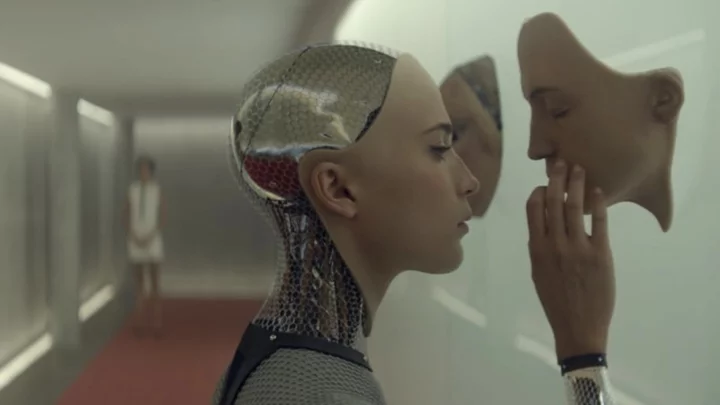 10 Fascinating Facts About ‘Ex Machina‘