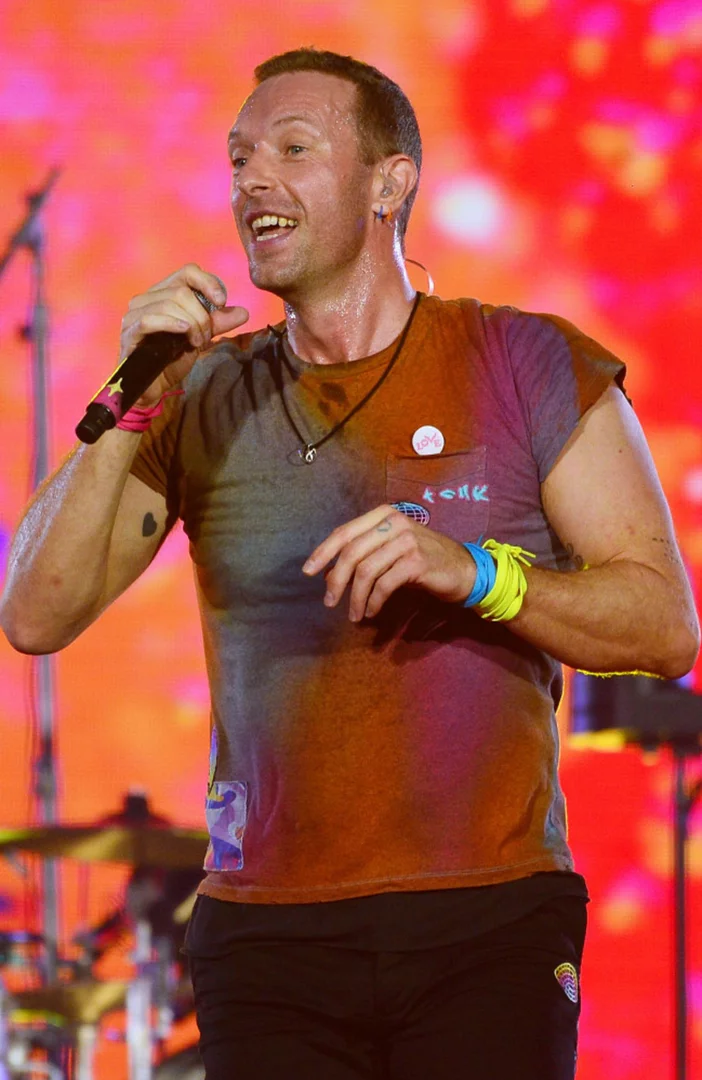 Coldplay dedicate show to 'beautiful Tina Turner'