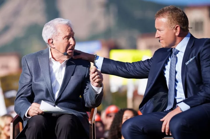 Lee Corso in tears over touching headgear pick tribute