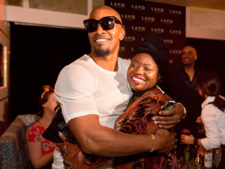 Jamie Foxx says he 'would've lost my life' were it not for his sister