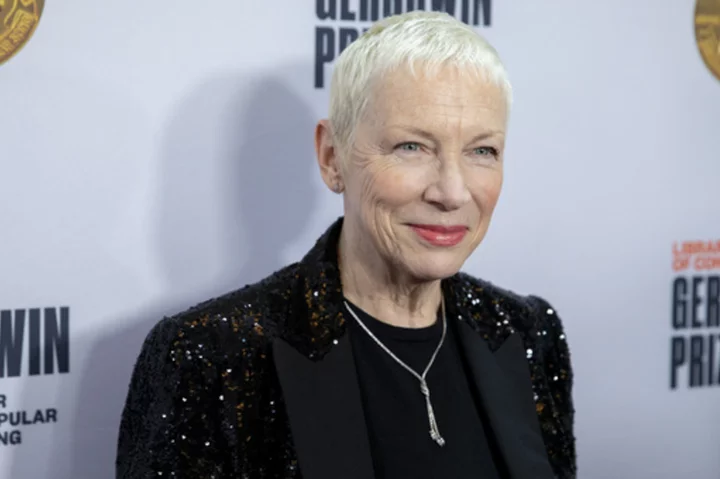 Annie Lennox plans to fundraise and entertain at Rotary event in Italy. She does not plan to retire