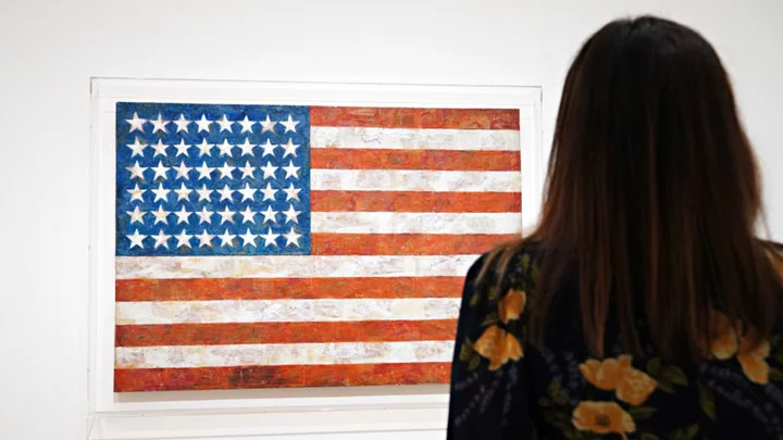 15 Fascinating Facts About Jasper Johns’s ‘Flag’